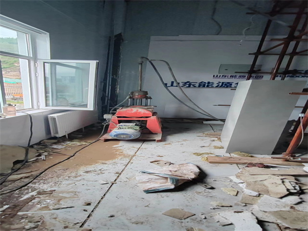 通许地基基础下沉墙体裂缝加固注浆顶升施工